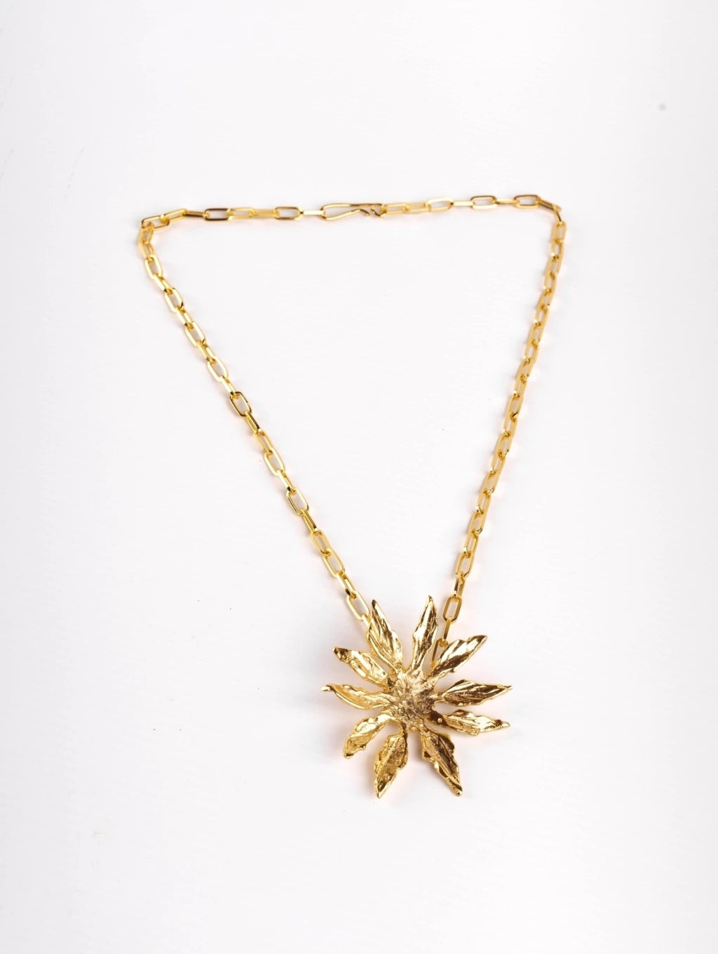 Flor Necklace